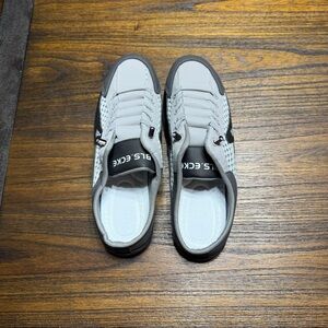 Source Unknown Black and Gray Slip-on Sneakers